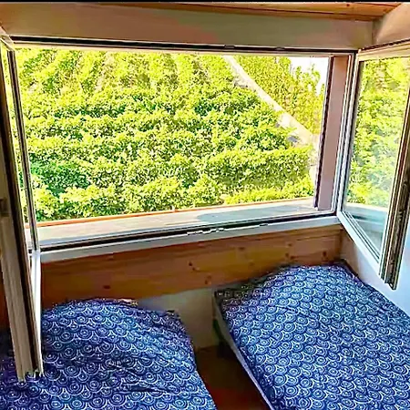 Lavaux Place In Swiss French Part Apartment *