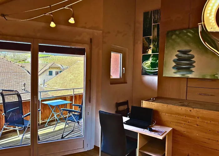 Lavaux Place In Swiss French Part Apartament *