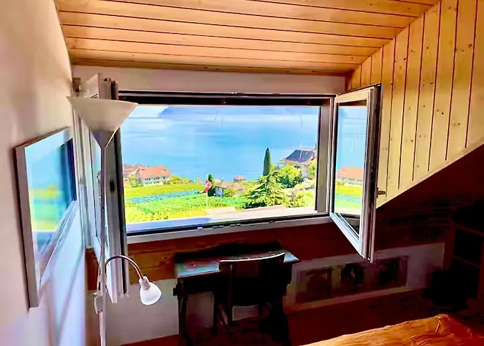 Lavaux Place In Swiss French Part * Rivaz